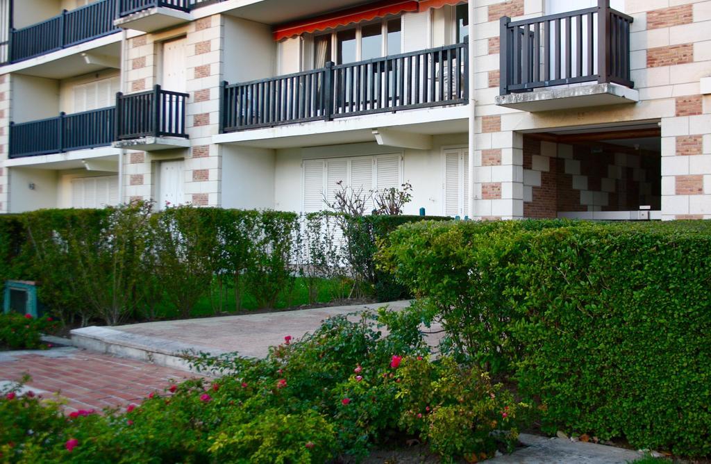 Appartement Le Clos De Sablier Tourgéville Szoba fotó